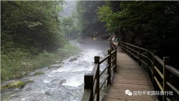 　張家界大峽谷、玻璃橋、黃龍洞品質純玩兩日游c2
