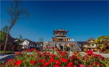 鳳凰古城、晚會、矮寨大橋、魔鬼玻璃棧道、墨戎苗寨汽車兩日游
