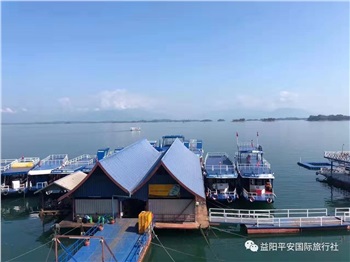 老撾?萬(wàn)象、萬(wàn)榮、瑯勃拉邦雙飛六日游