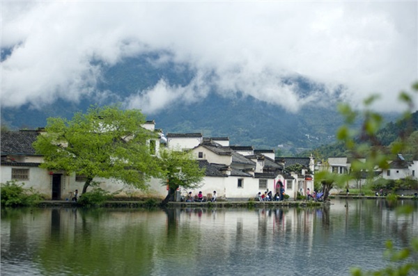 黃山、秀水千島湖、水墨宏村、西遞徽州古城高鐵純玩5日游