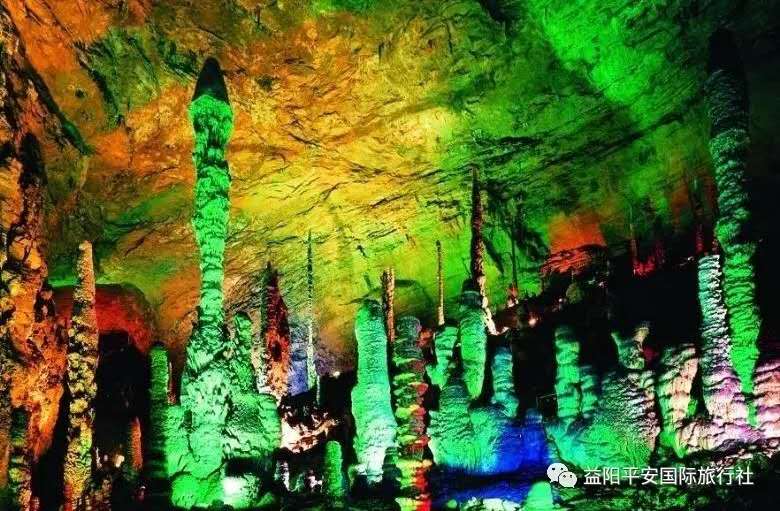 　張家界大峽谷、玻璃橋、黃龍洞品質純玩兩日游c2